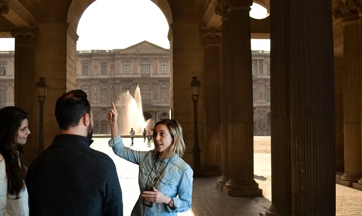 Paris: Louvre Museum and Mona Lisa Evening Tour with Hotel Pickup