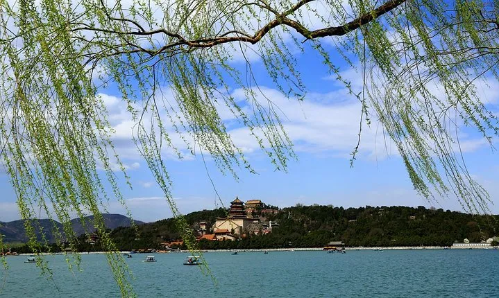 Private Beijing 2-Day Tour from Xi'an with Deluxe Soft Sleeper Train Experience