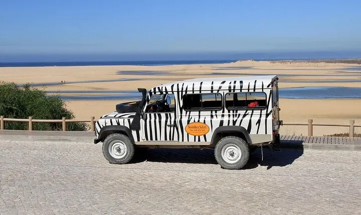 Jeep Tour from Cape Espichel to Lagoa