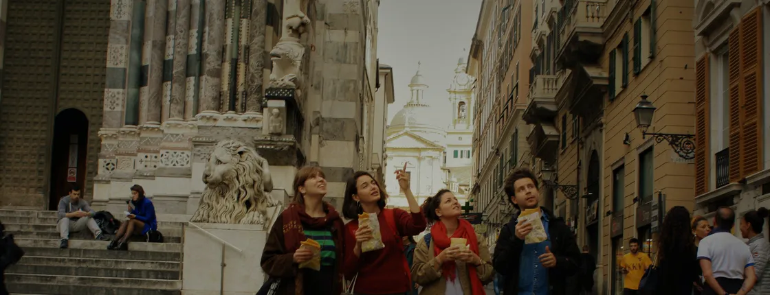 Itinerant dinner in the historical center of Genoa