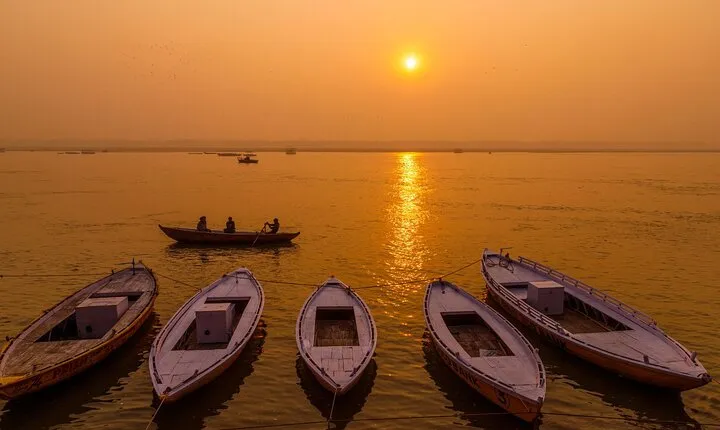 3 Hours Evening Aarti Tour and Boat Ride
