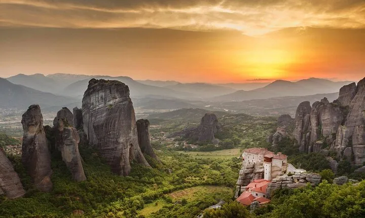 Day Trip to Meteora from Athens