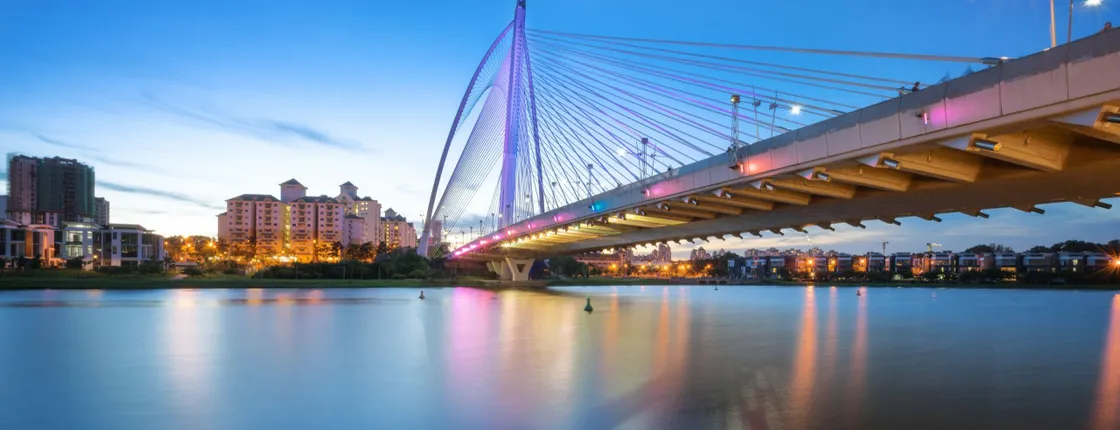 Private day trip to Putrajaya, KL City, Batu Caves and fireflies tour