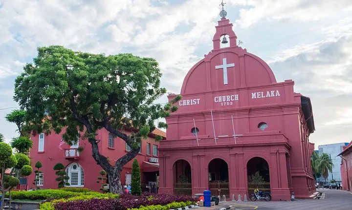 Malacca City Tour, Taming Sari Tower from Kuala Lumpur with Lunch