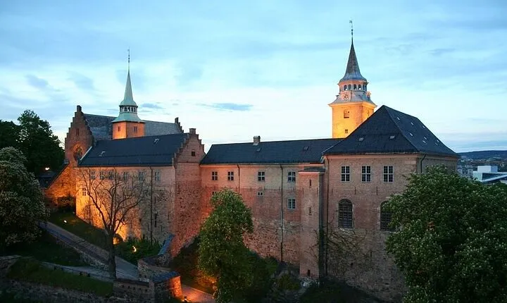 Interactive Mystery Hunt by Akershus in Oslo