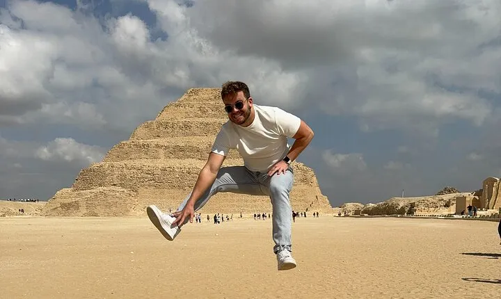 Full-day Private Tour Pyramids of Giza, Sphinx, Memphis and Sakkara