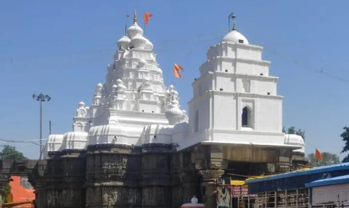 Maharashtra Three Jyotirlinga Tour from Mumbai