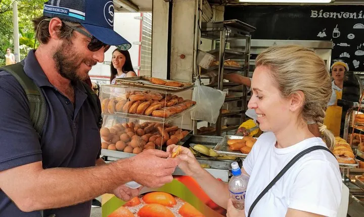 Walking tour, cable car & fruit tasting