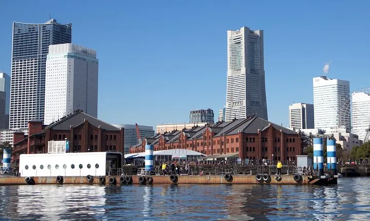 Private Yokohama Tour - History, Culture and Food