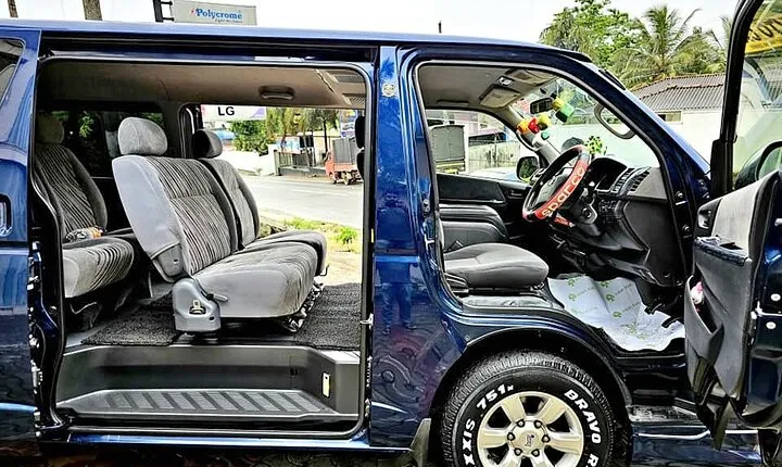 Polonnaruwa to Colombo Airport Departure Transfer