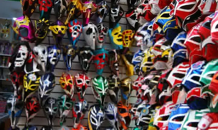 Lucha libre show & Pulque tasting by bicycle