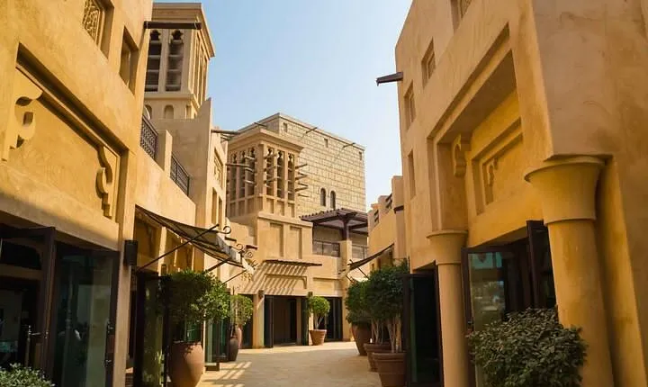Dubai Old Town Quest: Self-Guided Puzzle Adventure