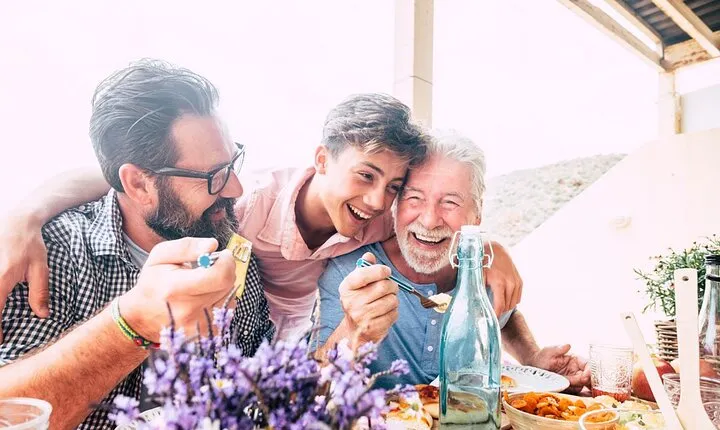 Private Wine & Olives Tasting Experience: Beach View Villa Paros