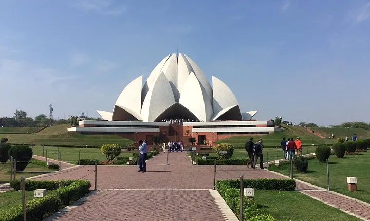 Exclusive Best of Delhi in half day city tour