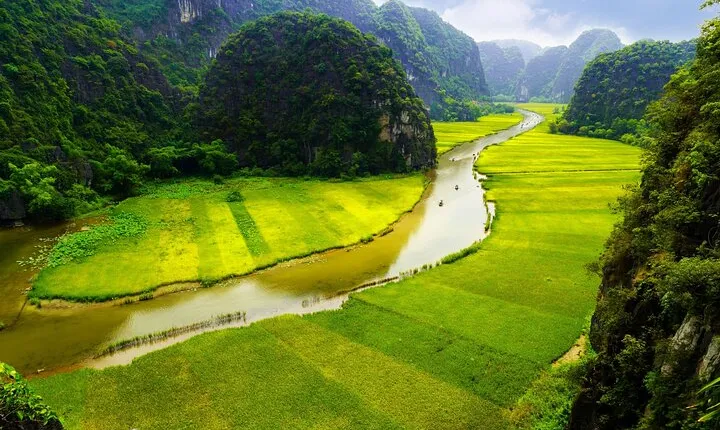 Best Private Day Trip Hanoi to Ninh Binh: Multiple Options