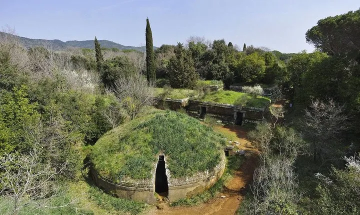 Cerveteri - The Etruscan Necropolis Private Tour from Rome