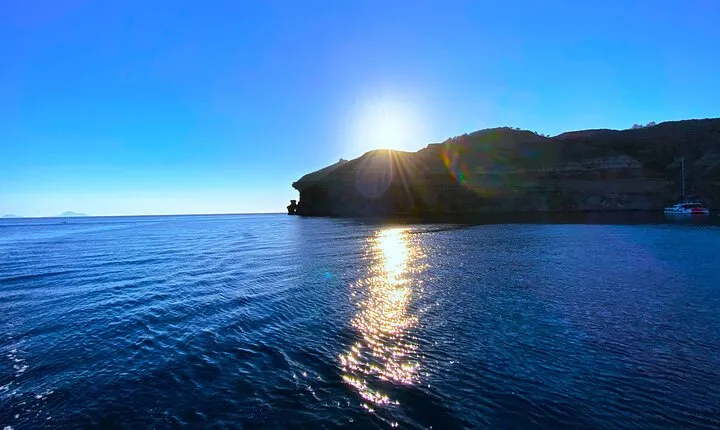 Santorini Sailsational: The Ultimate Caldera Sunset Cruise