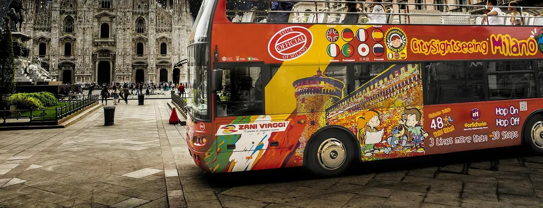 Milan Night Tour by Open Bus