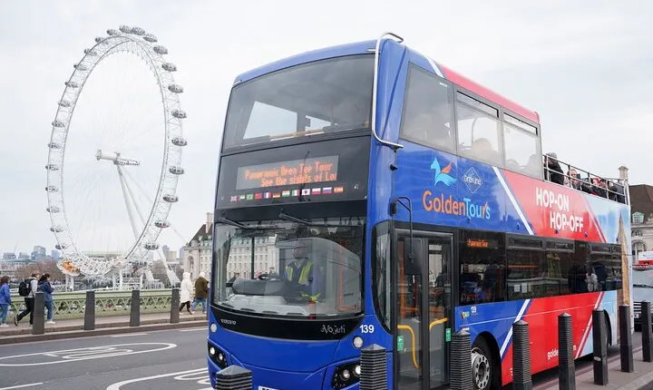 London Panoramic Open Top Bus Tour with Audio Guide