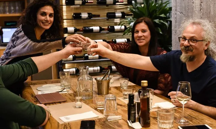 Athens After Dark: Night-Time Food Tour of the Ancient City