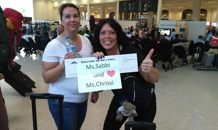 Airport pickup & Drop service