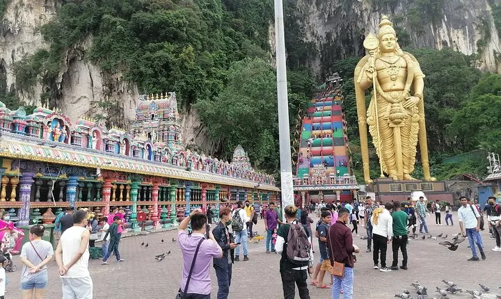 Batu Cave & Royal Selangor Pewter and Batik Visit