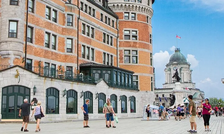 An Audio Guide of Old Quebec City's Historical Treasures