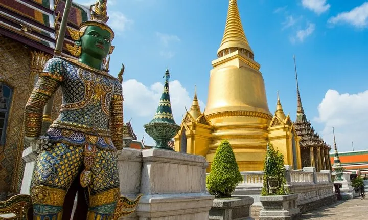 Bangkok 6hr Private Walking Tour with Certified Guide