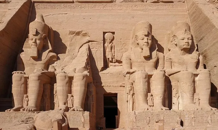 From Cairo or Giza Abu simbel temple - By Plane -