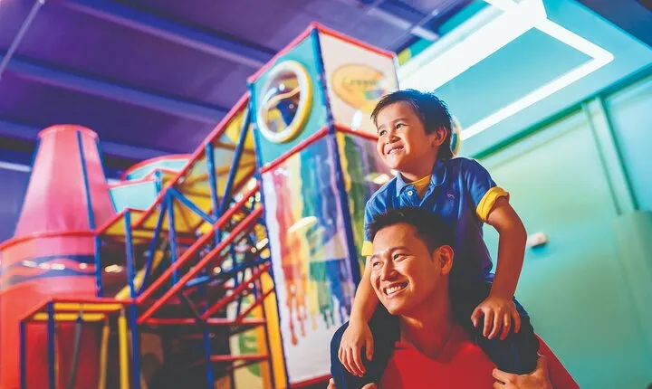 Mall of America®: Crayola Experience