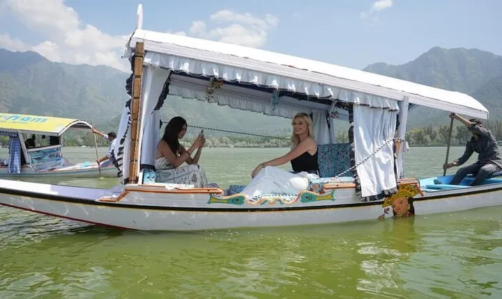 Private Kashmir Family 7-Day Tour