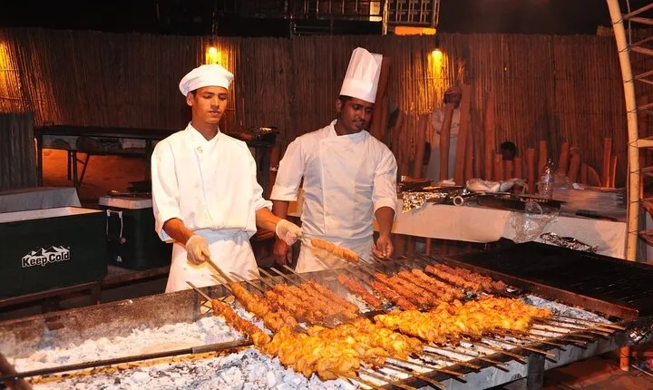 Dinner In Dubai Desert