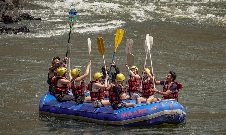 Full Day: Zambezi Whitewater Rafting 1-25