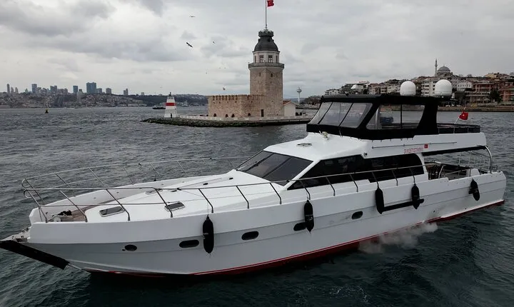 Private Yacht Cruise on The Bosphorus in Istanbul