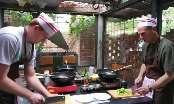 Private Sichuan Cooking Class including Local Wet Market Visit