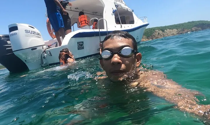 Half Day Coastal Tour in Sucre Islet and Bálsamo Beach