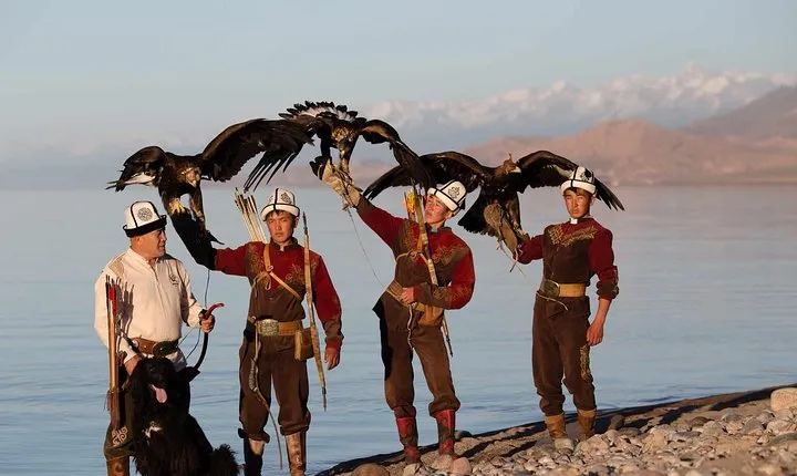 3-Day tour around Issyk Kul Lake with Yurt stay and Eagle hunting show