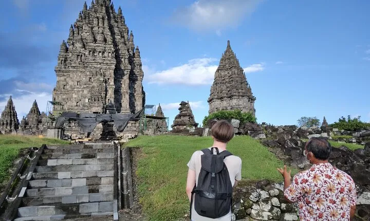 UNESCO Tour: Borobudur Top Access (Ticket Assistance) & Prambanan
