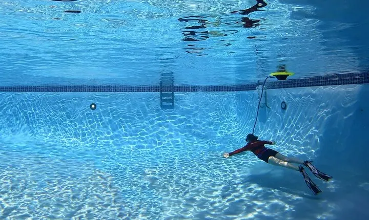 Private BLU3 Nomad Scuba Demo Experience in Deerfield
