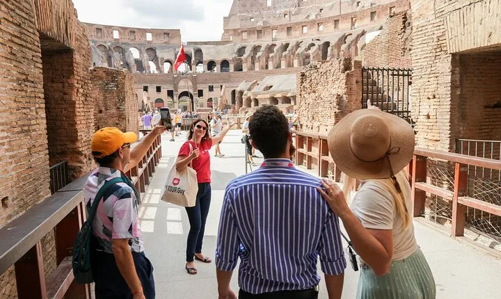 Colosseum Arena Floor Tour with Roman Forum & Palatine Hill