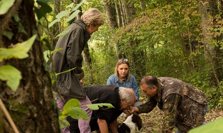 Truffle hunting + gourmet tasting (transfer included)