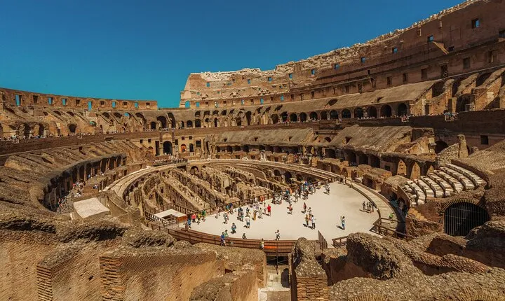 VIP Extra Small Group Colosseum Underground, Arena & Roman Forum Full Experience