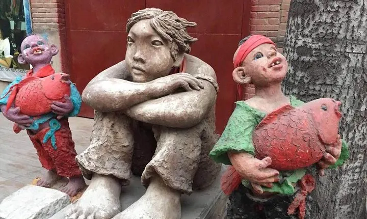 China Art Museum and 798 Art Zone Private Tour