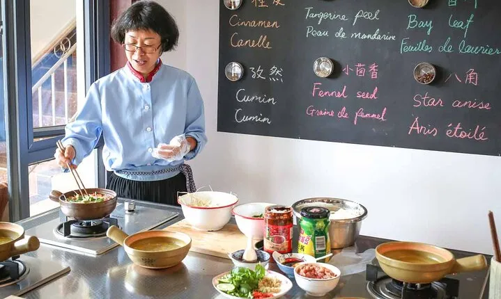 Lijiang Naxi Cuisine Cooking Class & Market Visit