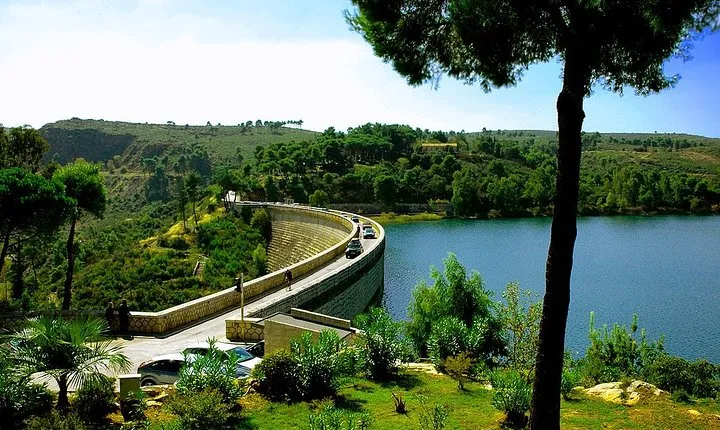 Marathon Half Day Private Tour