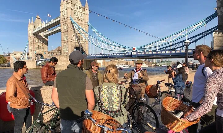 Private Sin & Salvation: River Thames Bike Tour