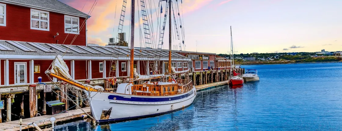 Peggy's Cove sunset tour from Halifax