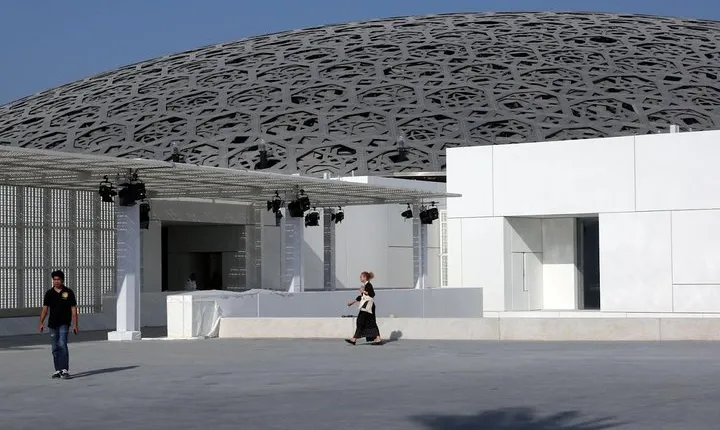 Abu Dhabi Tour with Louvre Museum Tickets