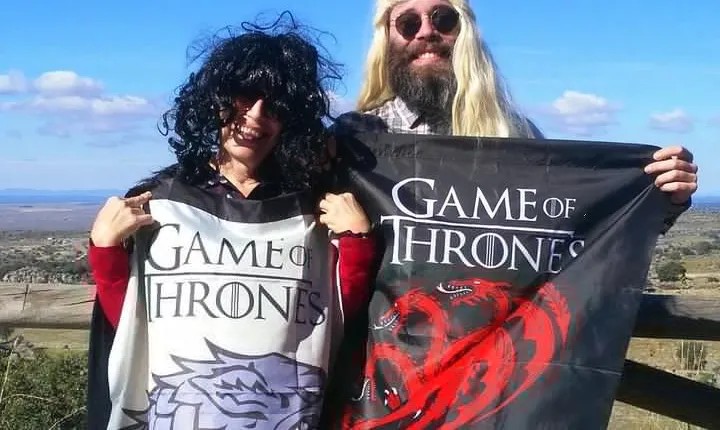 TRON OF THRONES GUIDED VISIT! We are not encyclopedias with legs!