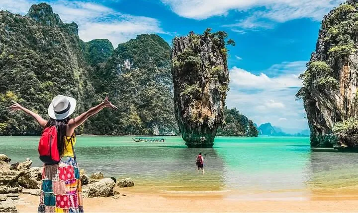 Day Tour with Sea Canoeing at Hong Island from Khao Lak